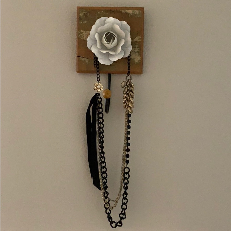 Bebe Black And Gold Necklace 14$